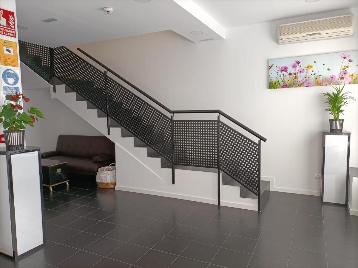 Hostal Las Encinas Villaviciosa de Odón Zewnętrze zdjęcie
