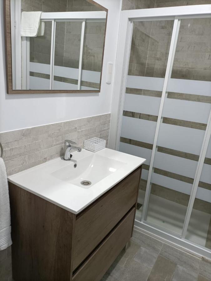Hostal Las Encinas Villaviciosa de Odón Zewnętrze zdjęcie