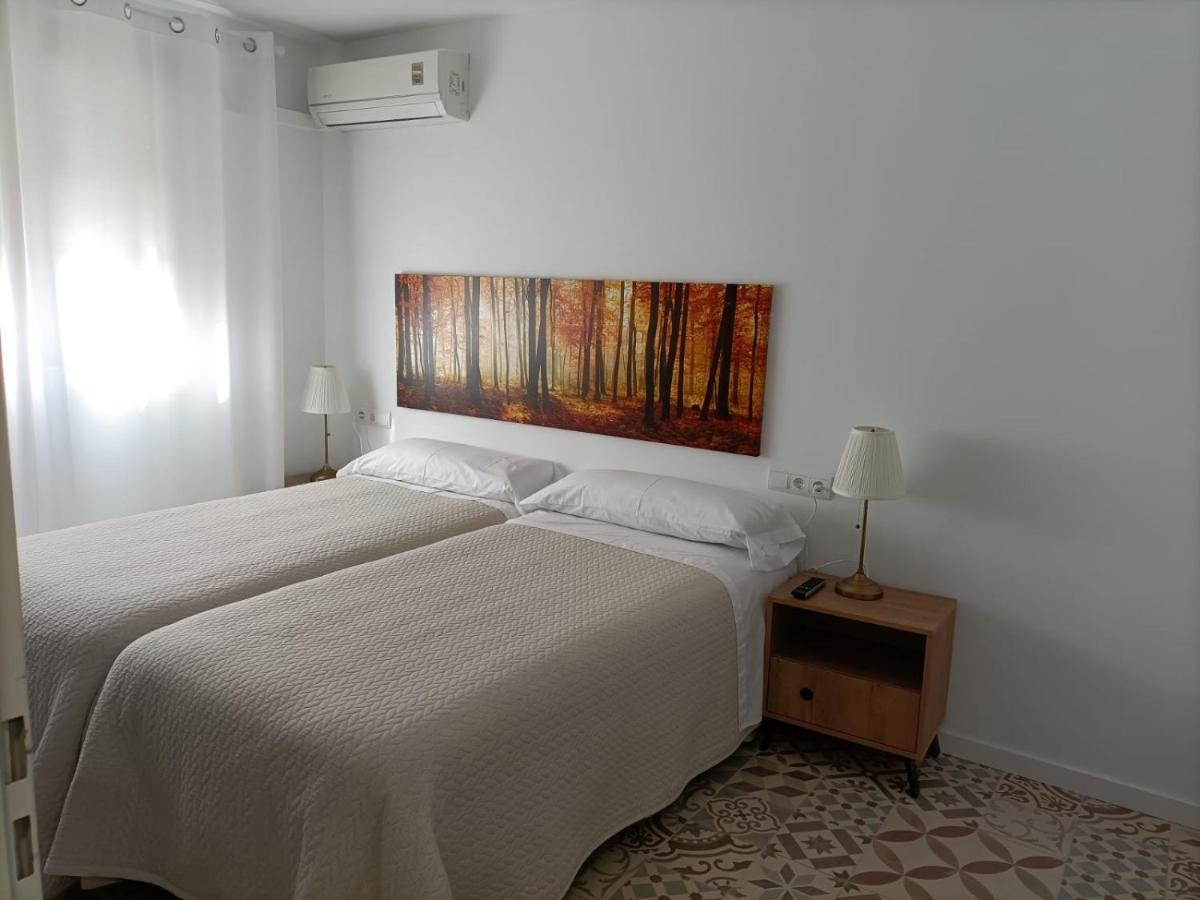 Hostal Las Encinas Villaviciosa de Odón Zewnętrze zdjęcie